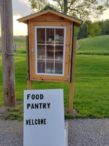 Food pantry stand